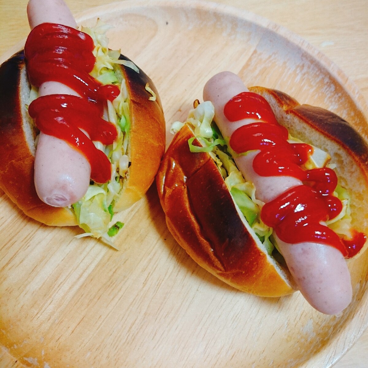 炒めキャベツとホワイトウインナーのロールパンサンド レシピ 作り方 By やっすん 楽天レシピ